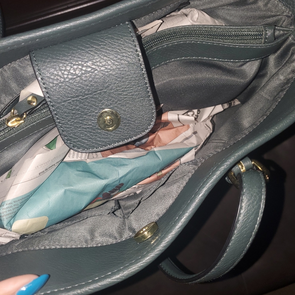 Purse - Picture 2 of 4
